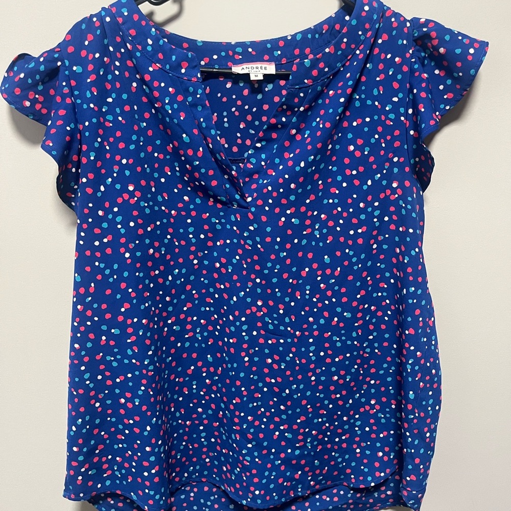 Women’s medium boutique top blue polka dots